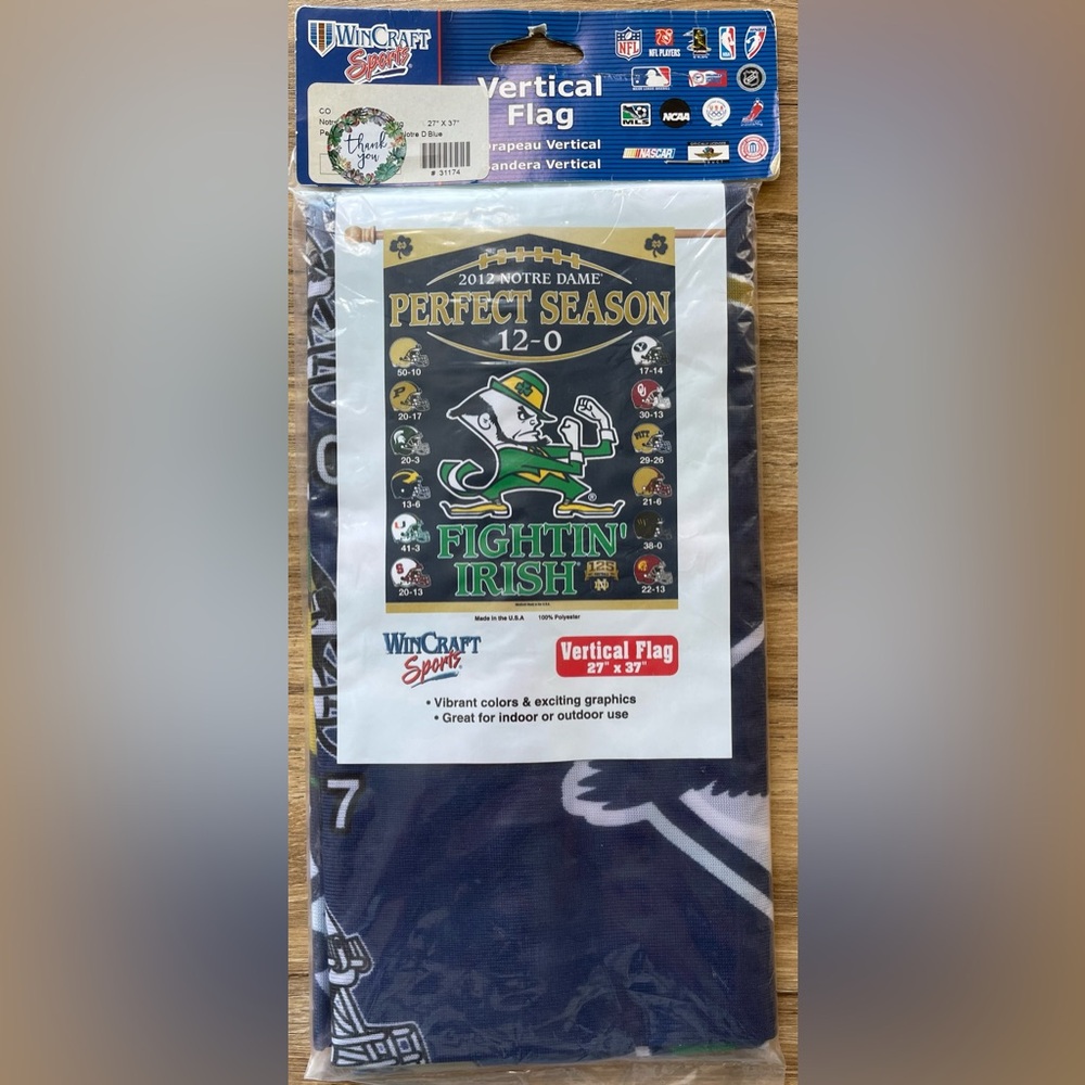 Wincraft Sports NOTRE DAME FIGHTIN’ IRISH 2012 Vertical Flag 27” x 37” Football